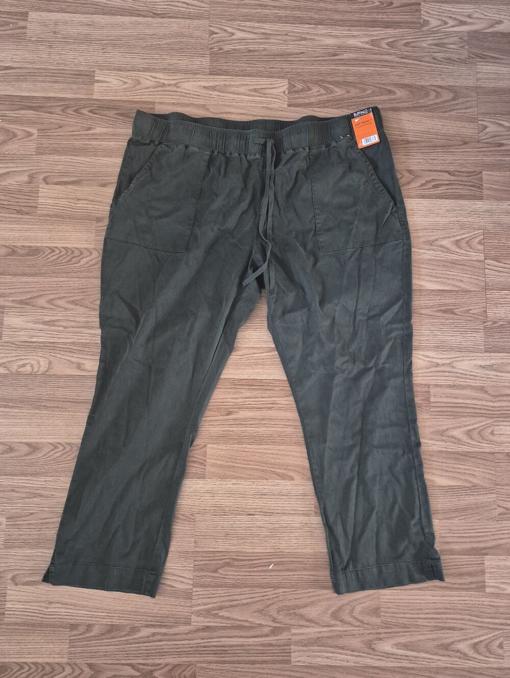 Buffalo David Bitton Forest Green Soft Tencel Pull-On Pant  Brand new